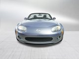 Used 2006 MAZDA MX-5 Miata Sport image 2