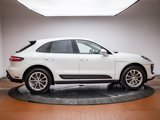 Certified 2024 Porsche Macan image 6