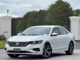 Used 2021 Volkswagen Passat 2.0T SE image 2