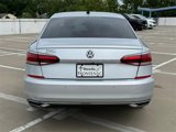 Used 2020 Volkswagen Passat 2.0T SEL image 5