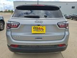 Used 2023 Jeep Compass Limited image 5