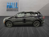 Certified 2022 Volkswagen Tiguan SE image 3
