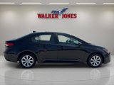 Used 2024 Toyota Corolla LE image 2