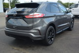Used 2024 Ford Edge SE w/ Black Appearance Package image 6