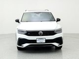 Used 2022 Volkswagen Tiguan SE R-Line image 2
