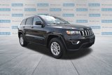 Used 2020 Jeep Grand Cherokee Laredo image 3