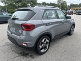 Certified 2022 Hyundai Venue SEL image 5