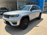 Used 2022 Jeep Grand Cherokee Limited image 2