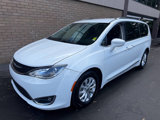 Used 2018 Chrysler Pacifica Touring-L image 5