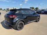 Used 2021 Nissan Kicks SR image 3