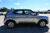 New 2025 Hyundai Venue SE image 4