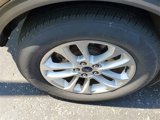 Used 2020 Ford Escape SE image 5