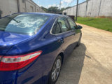 Used 2015 Toyota Camry SE image 2