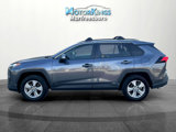 Used 2022 Toyota RAV4 XLE image 2