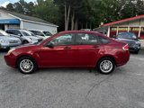 Used 2010 Ford Focus SE image 3