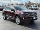 Used 2023 Ford Edge Titanium image 2