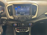 Used 2022 GMC Terrain SLT image 3