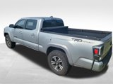 Used 2018 Toyota Tacoma TRD Sport image 2