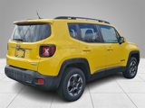 Used 2017 Jeep Renegade Latitude image 4