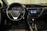 Used 2018 Toyota Corolla SE image 2