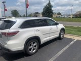 Used 2014 Toyota Highlander Limited image 4