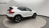 Certified 2024 Volvo XC40 B5 Plus image 2