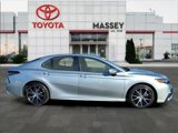 Used 2023 Toyota Camry SE image 2
