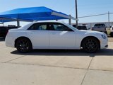 Used 2022 Chrysler 300 Touring w/ Sport Appearance Package image 5