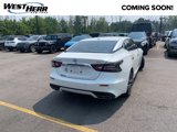 Used 2023 Nissan Maxima SV image 2