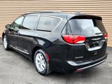 Used 2017 Chrysler Pacifica Touring-L w/ Tire & Wheel Group image 4