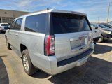 Used 2017 GMC Yukon XL SLT image 4
