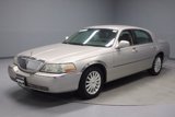 Used 2003 Lincoln Town Car Signature image 5