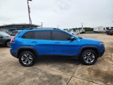Used 2019 Jeep Cherokee Trailhawk w/ Comfort/Convenience Group image 3