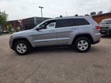 Used 2017 Jeep Grand Cherokee Laredo w/ Quick Order Package 23E image 5