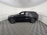 Used 2017 Jeep Grand Cherokee Trailhawk w/ Trailhawk Luxury Group image 2