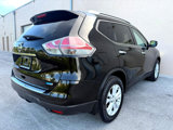 Used 2014 Nissan Rogue SV image 2