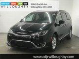 Used 2017 Chrysler Pacifica Touring-L Plus w/ Advanced Safetytec Group image 1