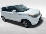 Used 2016 Kia Soul + image 3