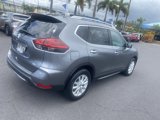 Used 2018 Nissan Rogue SV image 5
