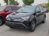 Used 2018 Toyota RAV4 LE image 2