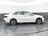 Used 2024 Volkswagen Jetta SE w/ Panoramic Sunroof Package image 2