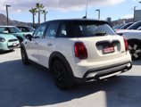 Certified 2022 MINI Cooper 4-Door Hardtop image 6
