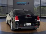 Used 2018 Chrysler 300 Touring L image 4
