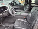 Used 2022 Jeep Wagoneer Series III w/ Convenience Group I image 2