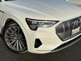 Used 2019 Audi e-tron Prestige w/ Prestige Package image 3