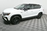 New 2024 Volkswagen Taos SE image 4