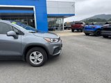 Used 2019 Chevrolet Trax LT w/ LT Convenience Package image 2
