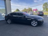 Used 2017 Jaguar XE image 4
