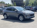 Used 2022 Ford Escape SE image 3