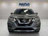 Used 2019 Nissan Rogue S image 2